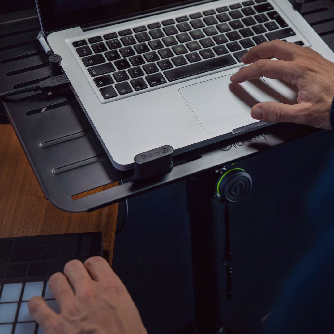 Gravity LTS TRAY 1 - Laptopablage mit verstellbaren Haltestäben