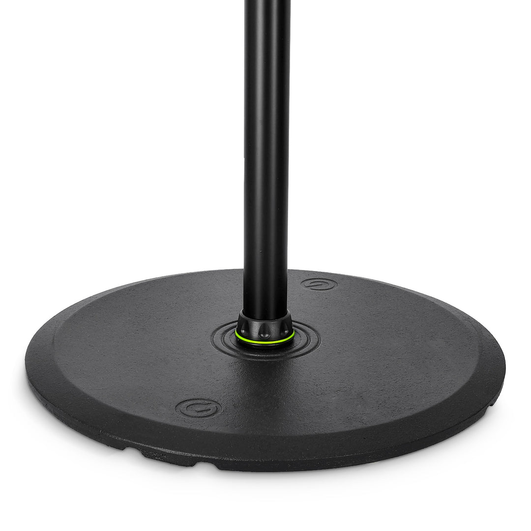 Gravity SP 3202 LR B – Ständer für Studiomonitorlautsprecher mit großer runder Basis