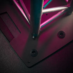 Gravity TWB 431 T B - Multifunktionale quadratische Stahl-Tourbase mit Möglichkeit zur Trussmontage