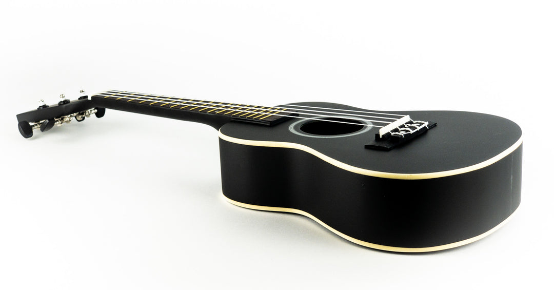 Reno RU300 Grand Konzert Ukulele (Black)