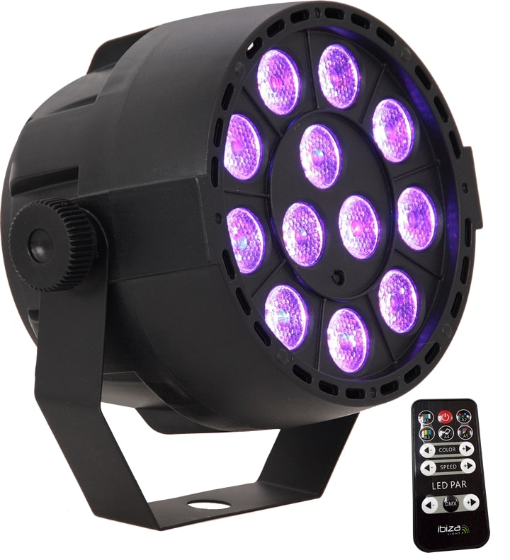 LED Spot Multicolor m. Fernbedienung (12x3W)