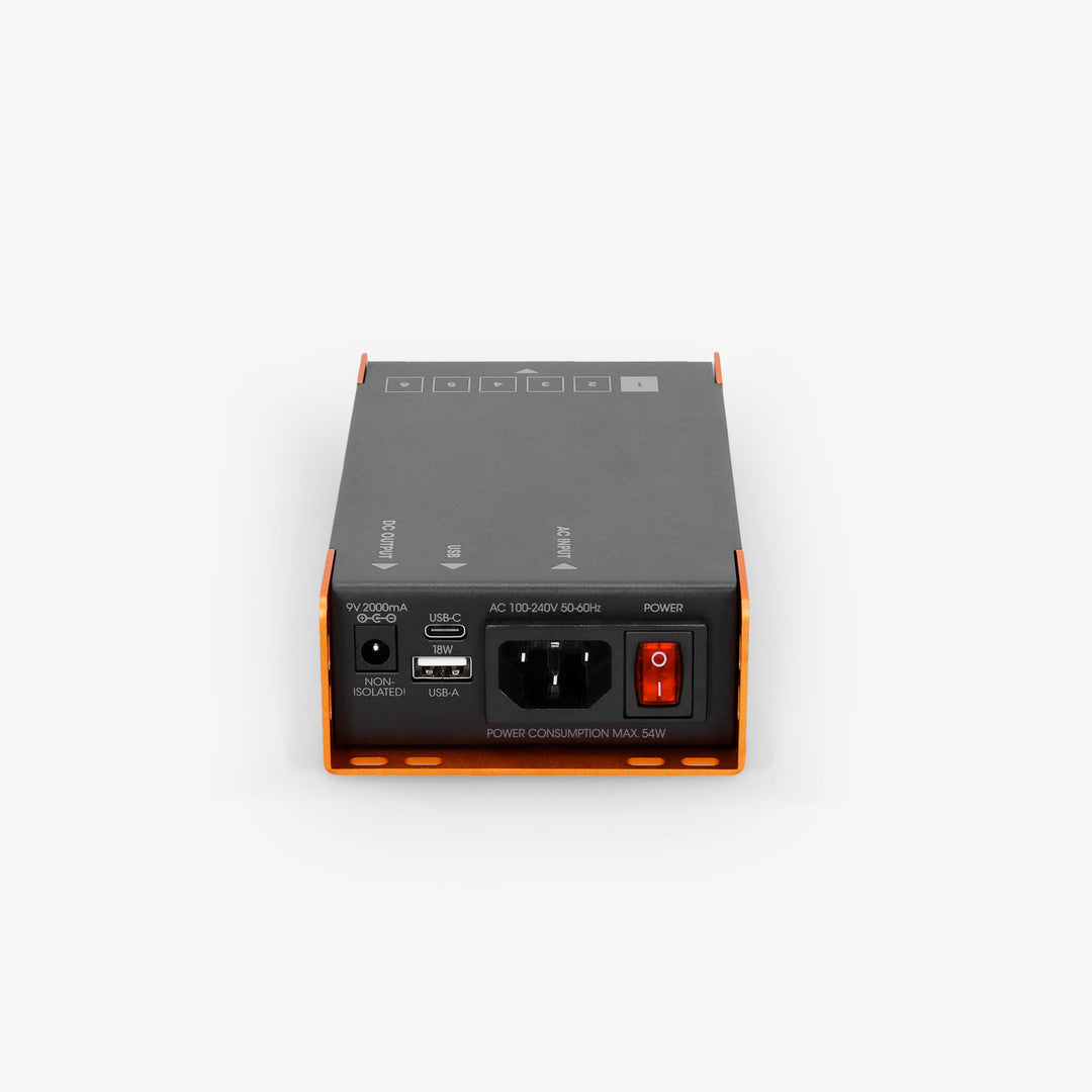Palmer PWT 06 IEC - Universelles Netzteil für Pedalboard mit USB