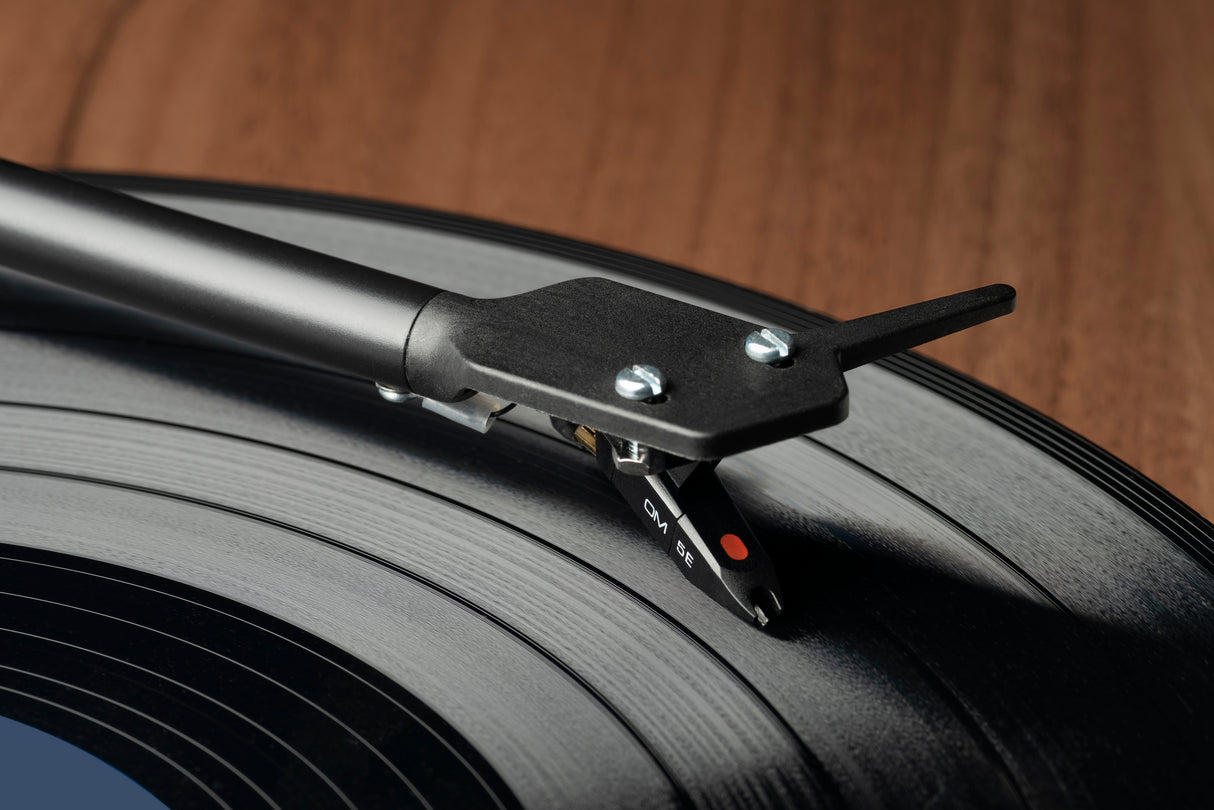 Pro-Ject E1 BT AT3600L Turntable (Walnut)