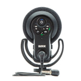 RØDE VideoMic Pro+ with camerasko