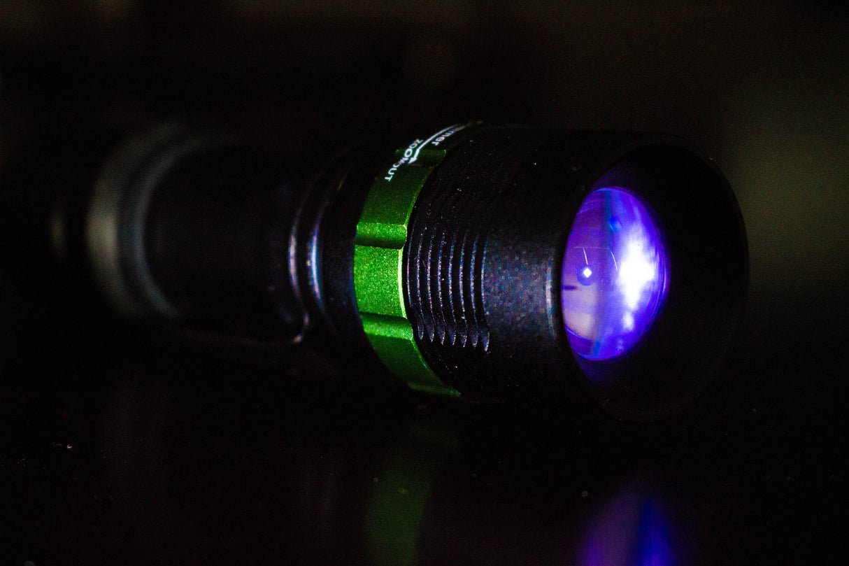 Amber Flashlight 365nm LED