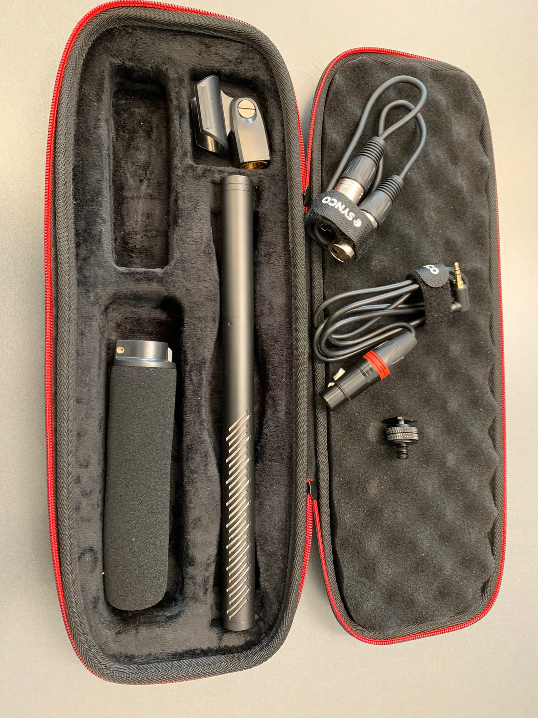 Synco D1 Broadcast Shotgun-Mikrofon für 48 Volt oder AA-Batterie
