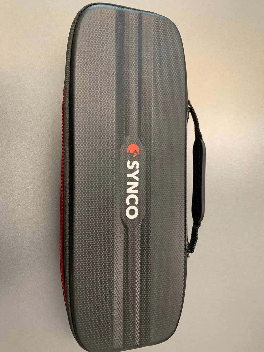 Synco D1 Broadcast Shotgun-Mikrofon für 48 Volt oder AA-Batterie