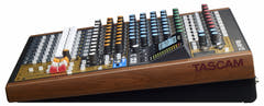 Tascam Model 12 Analogmischpult und 12-Spur-Digitalrekorder