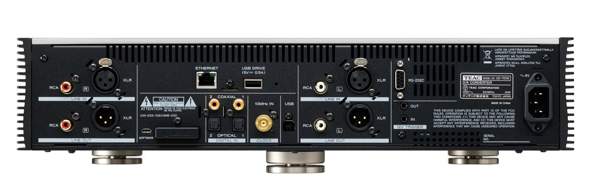 TEAC UD-701N Netzwerk-DAC-Vorverstärker (Silber)