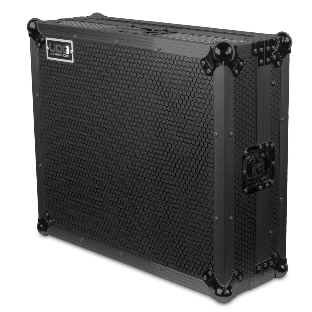 UDG Ultimate Flight Case NI Kontrol S2 MK3 Schwarz Plus (L)