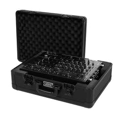 UDG Ultimate Aluminum Flight Case AlphaTheta DJM-V5 Schwarz