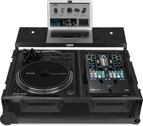 UDG Ultimate Flightcase Plattenspieler-Battle-Mixer Plus