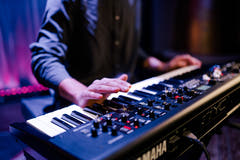 Yamaha YC61 Digital Stage Keyboards (Waterfall)