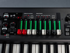 Yamaha YC61 Digital Stage Keyboards (Waterfall)