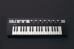 Yamaha Reface CP Keyboards (Schwarz)