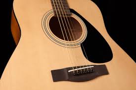 Yamaha F310 Folk Guitar - Natural