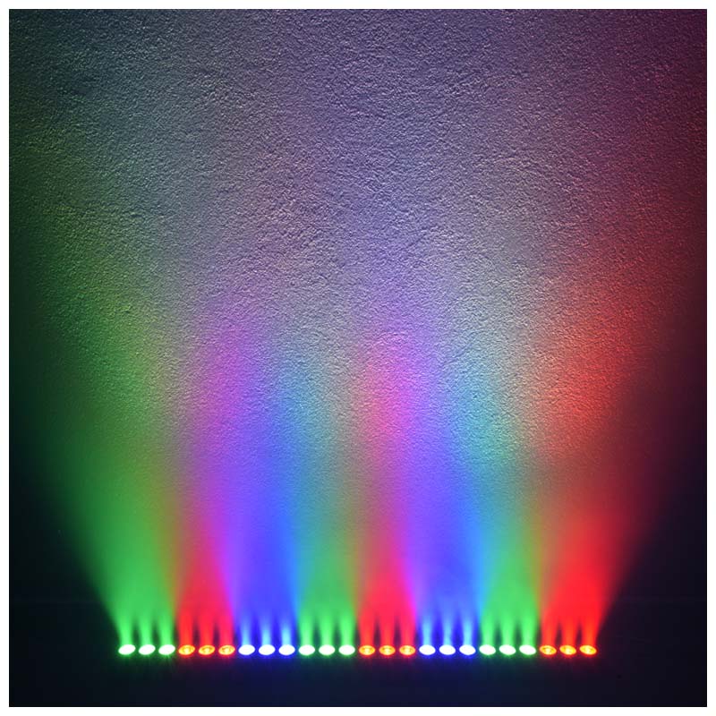 LIGHT4ME DECO BAR 24 RGB IR LED-Bar + Fernbedienung