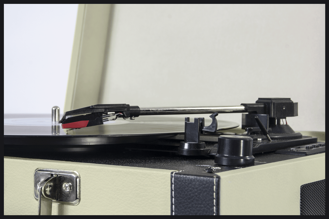 Madison Vintage Plattenspieler m. Bluetooth (Cream)