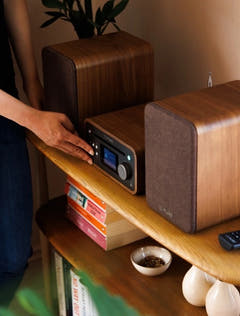 Pure Classic Stereo Mini Hi-Fi System – DAB+, CD, Bluetooth, 40W, Walnuss
